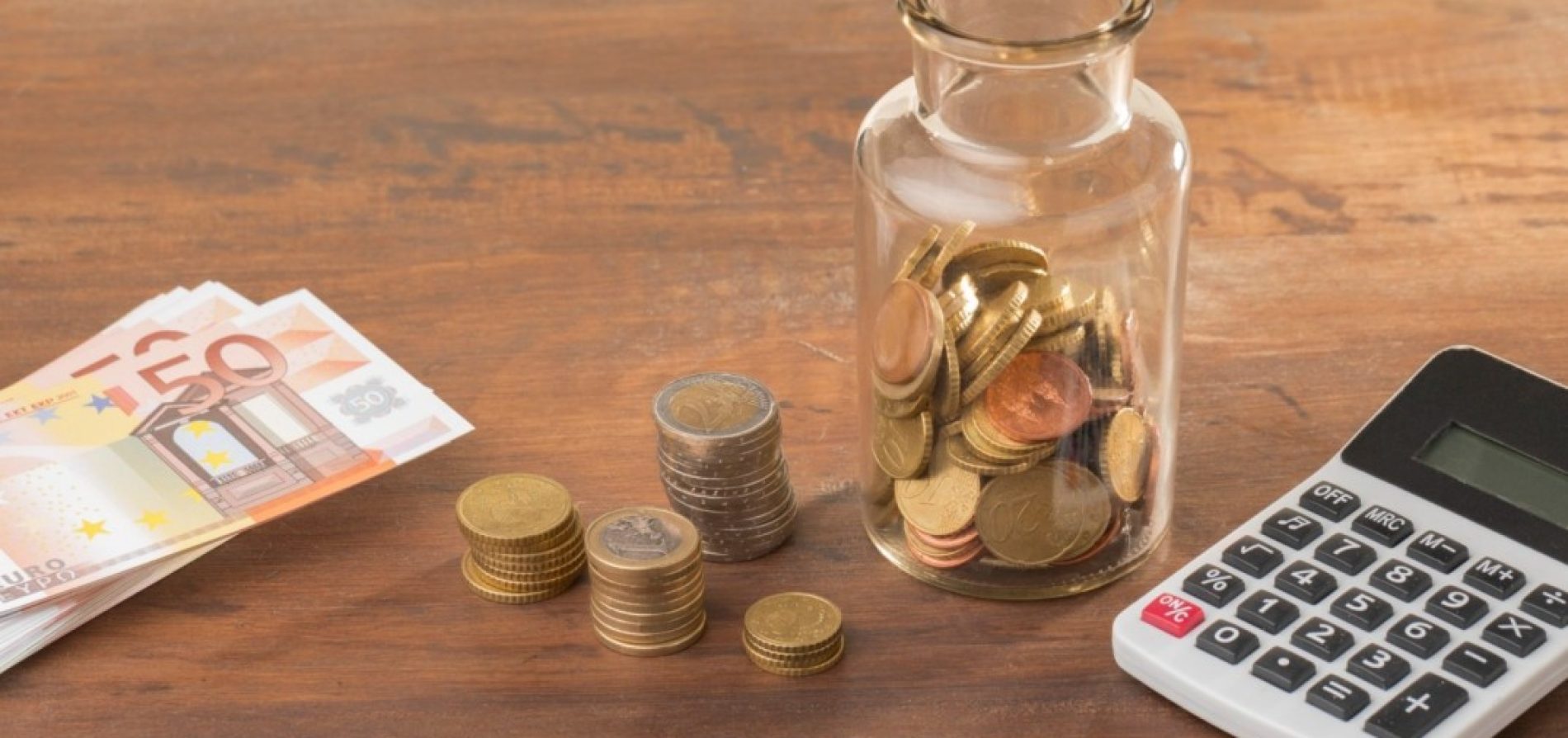 economy-savings-jar-with-calculator